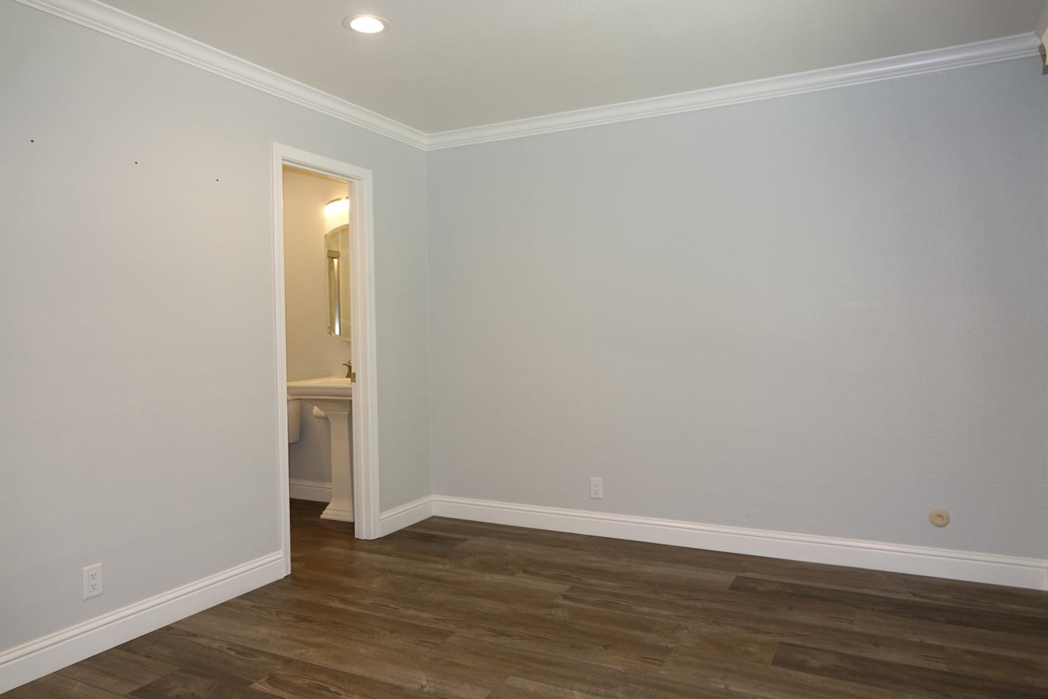 Detail Gallery Image 17 of 24 For 2337 Bridlewood Dr, Rancho Cordova,  CA 95670 - 2 Beds | 2 Baths