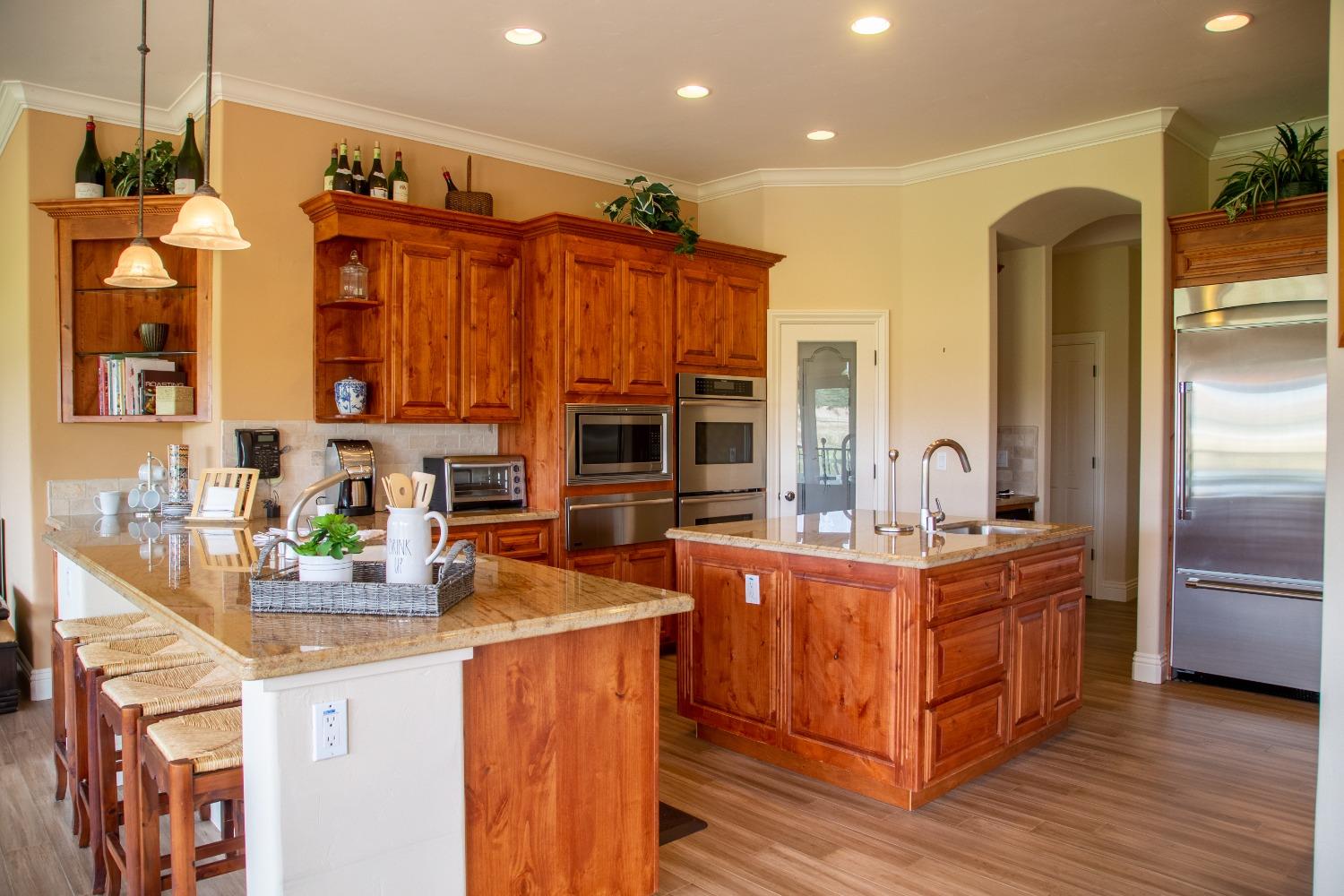 Detail Gallery Image 11 of 41 For 1223 Knolls, Copperopolis,  CA 95228 - 5 Beds | 4/1 Baths