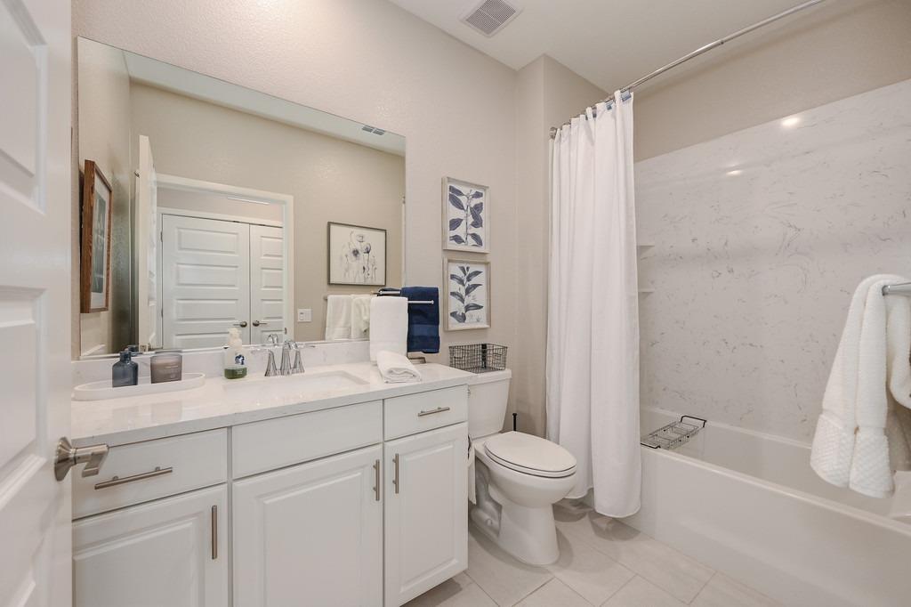 Detail Gallery Image 39 of 65 For 7024 Starburst Ln, Roseville,  CA 95747 - 2 Beds | 2 Baths