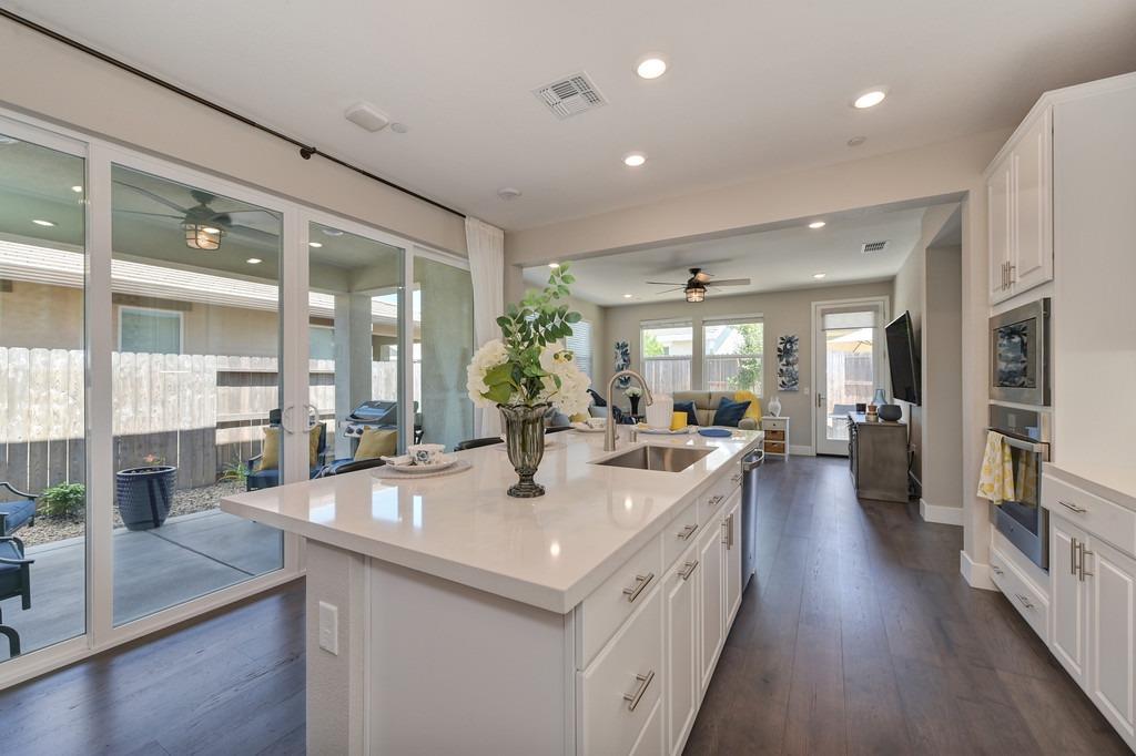 Detail Gallery Image 20 of 65 For 7024 Starburst Ln, Roseville,  CA 95747 - 2 Beds | 2 Baths