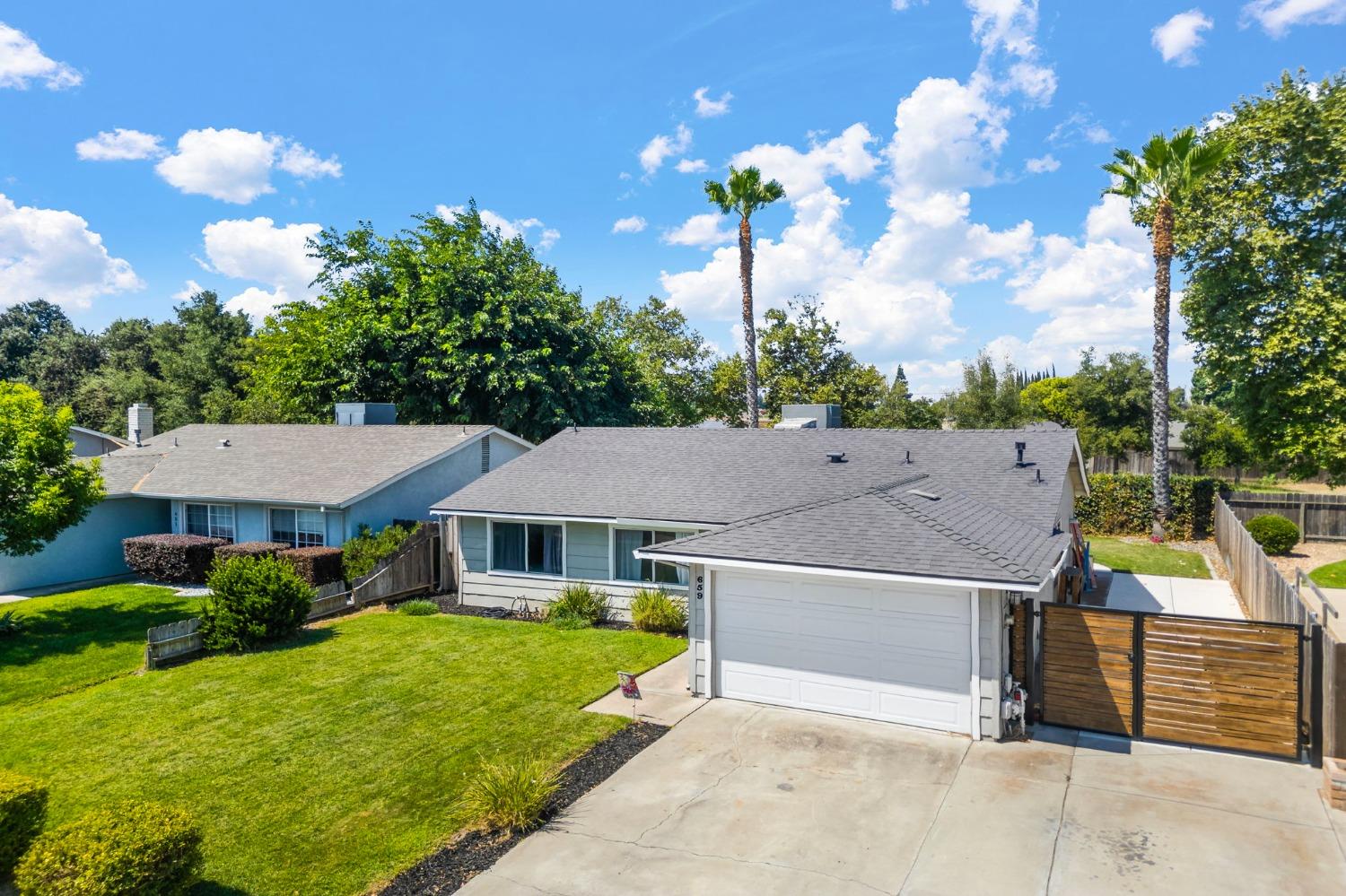 Detail Gallery Image 27 of 34 For 659 Fallenleaf Ln, Manteca,  CA 95336 - 3 Beds | 2 Baths