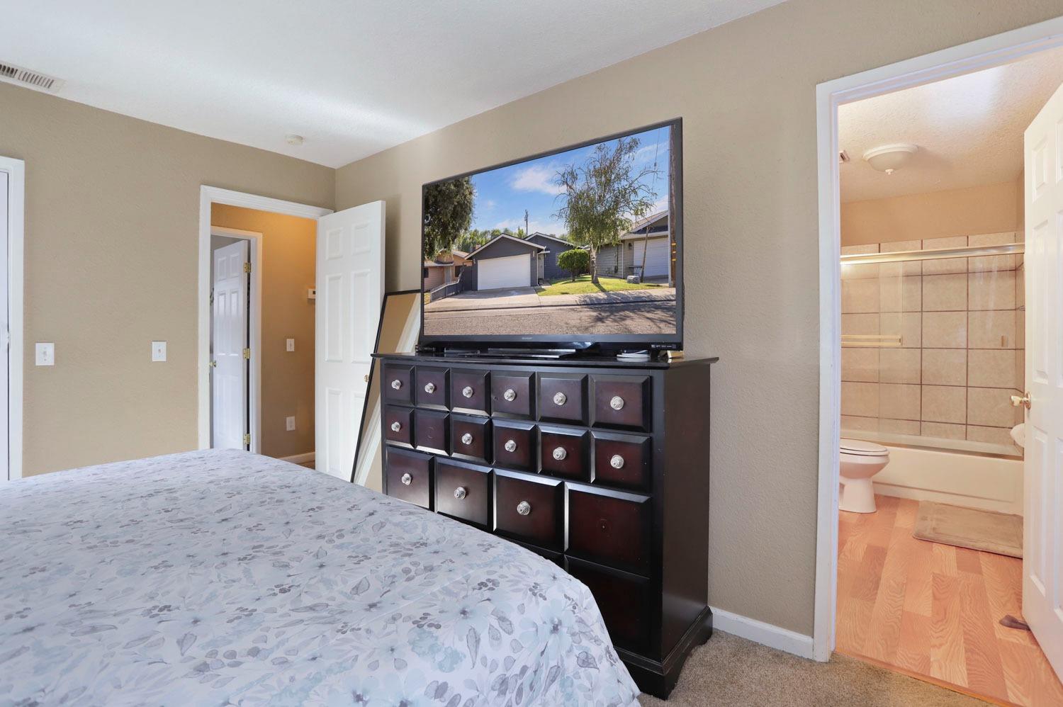 Detail Gallery Image 26 of 29 For 1337 Holt St, Stockton,  CA 95203 - 3 Beds | 2 Baths