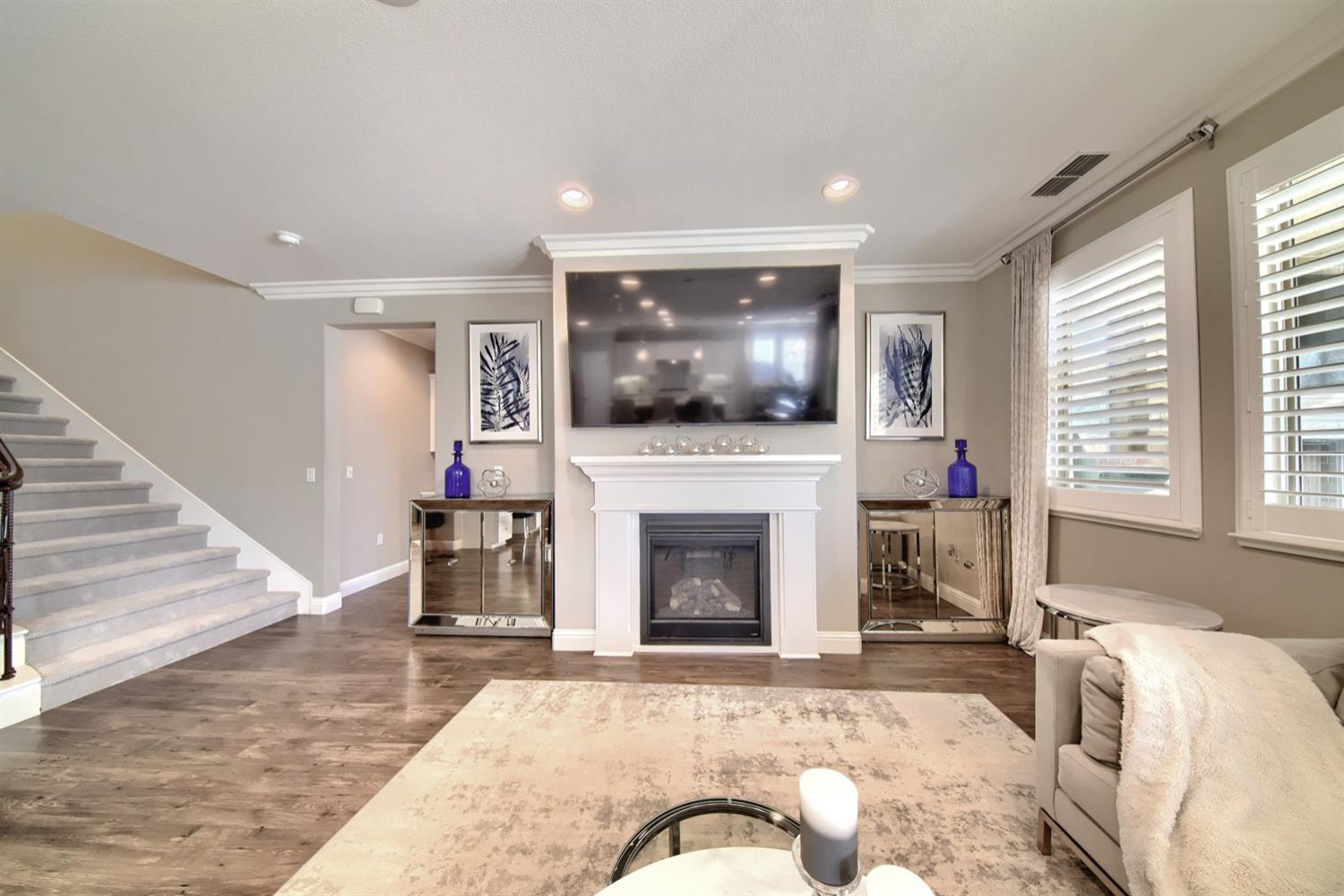 Detail Gallery Image 16 of 57 For 1504 Balfour Dr, Lathrop,  CA 95330 - 5 Beds | 4/1 Baths