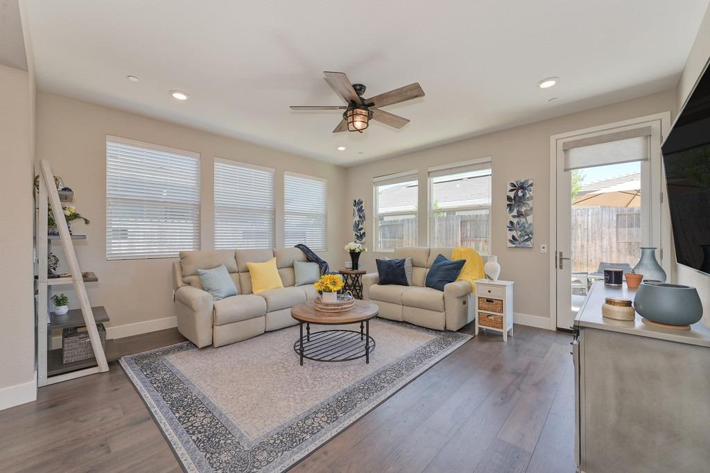 Detail Gallery Image 23 of 65 For 7024 Starburst Ln, Roseville,  CA 95747 - 2 Beds | 2 Baths