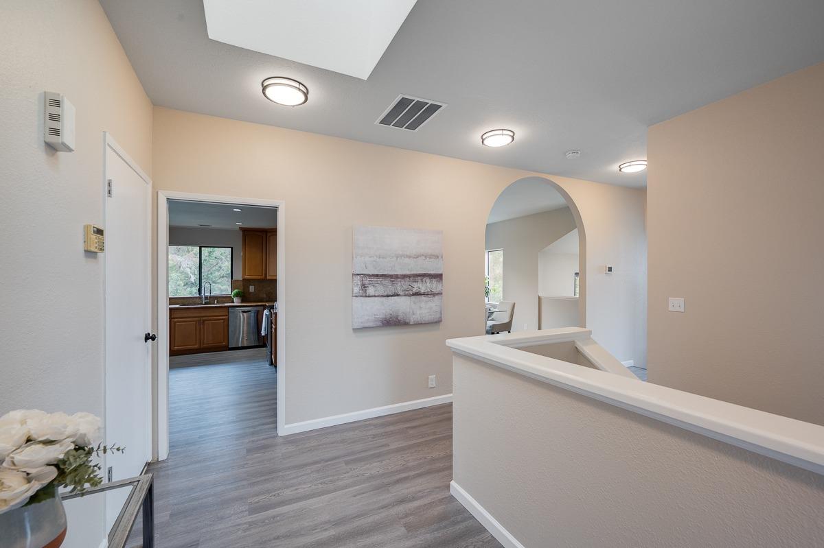 Detail Gallery Image 5 of 78 For 19765 Gannett Pl, Castro Valley,  CA 94552 - 4 Beds | 2/1 Baths