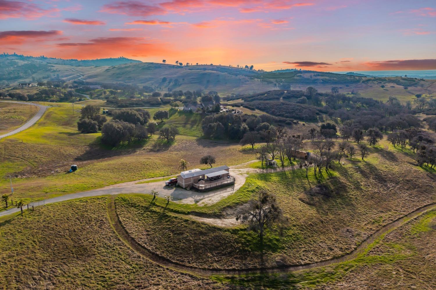 Detail Gallery Image 6 of 62 For 5200 Hogan Dam Rd, Valley Springs,  CA 95252 - 2 Beds | 2 Baths