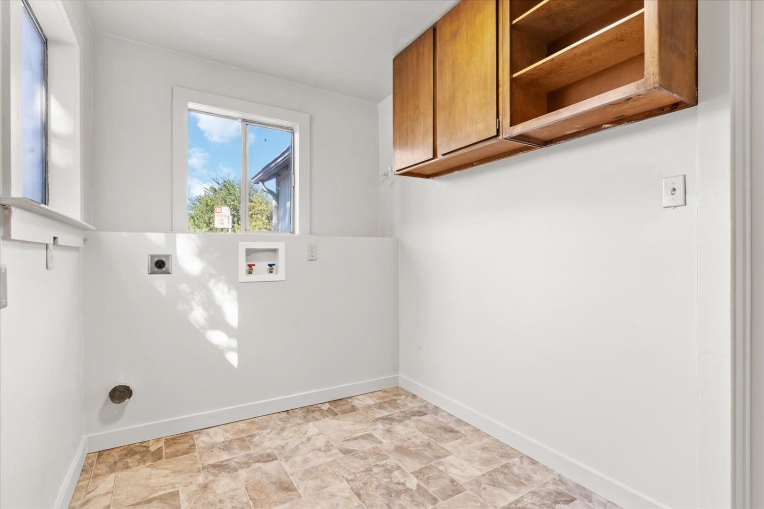 Detail Gallery Image 26 of 27 For 302 B, Wheatland,  CA 95692 - 2 Beds | 1 Baths