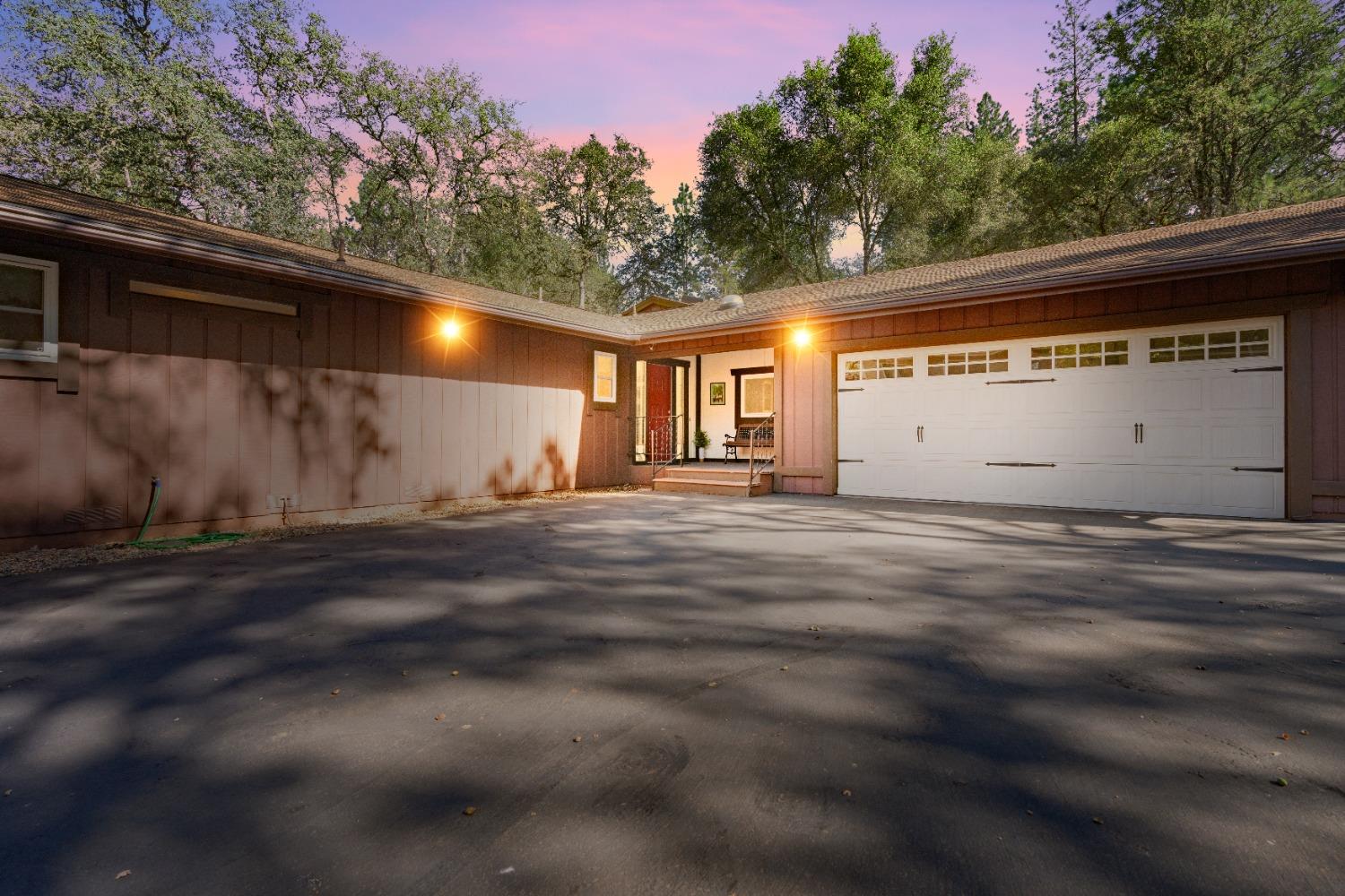 Detail Gallery Image 1 of 1 For 19463 Chaparral Cir, Penn Valley,  CA 95946 - 2 Beds | 2/1 Baths