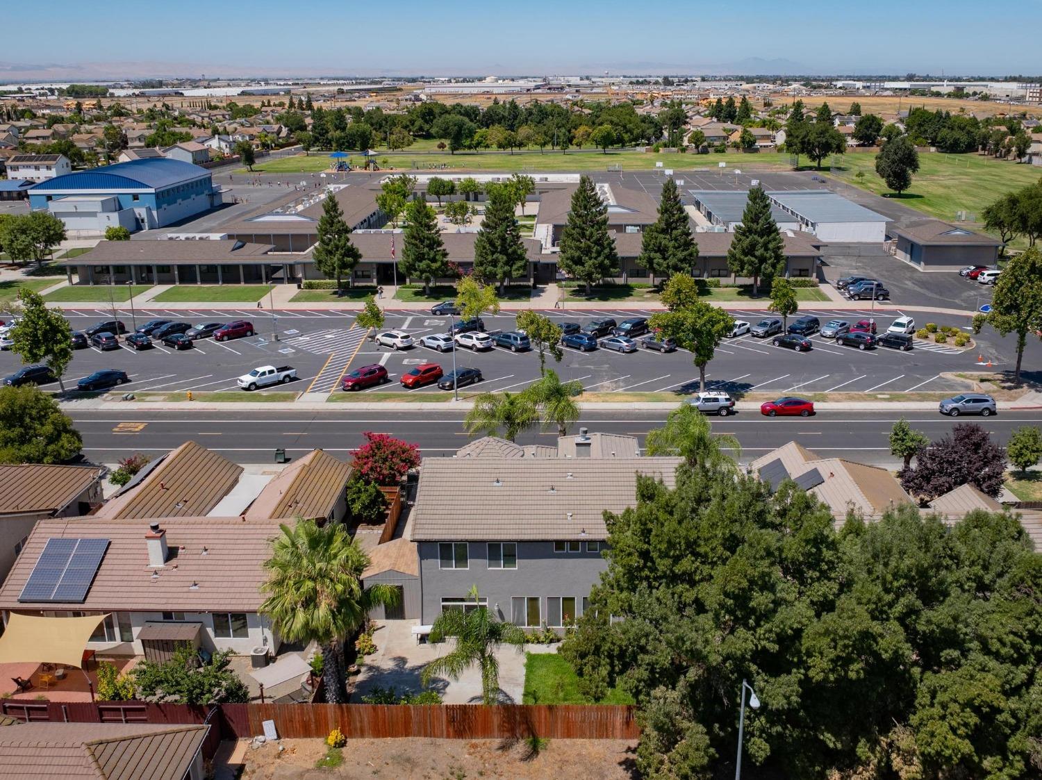 Detail Gallery Image 42 of 42 For 790 Silverado Dr, Manteca,  CA 95337 - 5 Beds | 3/1 Baths