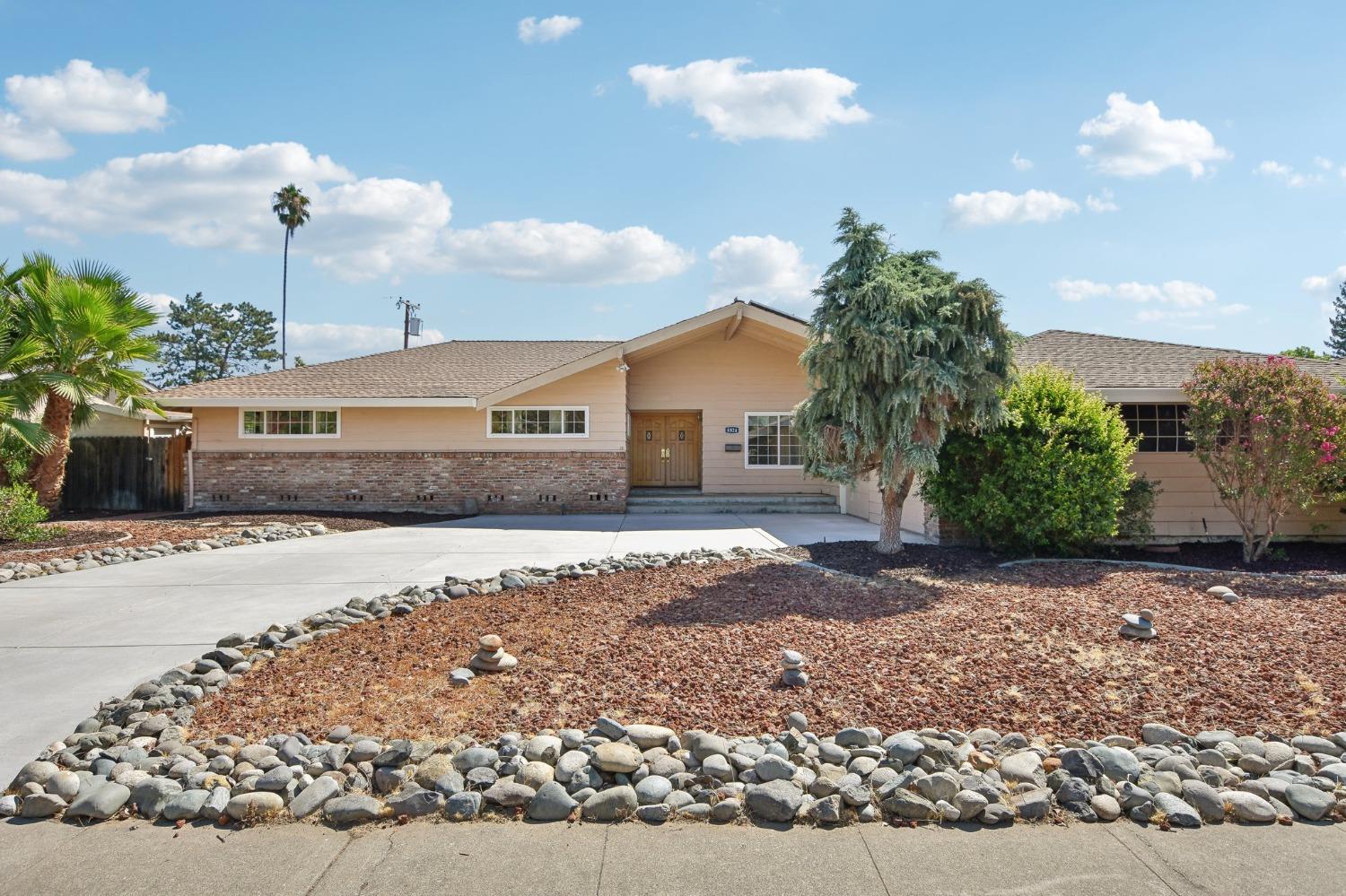 Detail Gallery Image 1 of 1 For 4824 Alexon Way, Carmichael,  CA 95608 - 4 Beds | 2/1 Baths