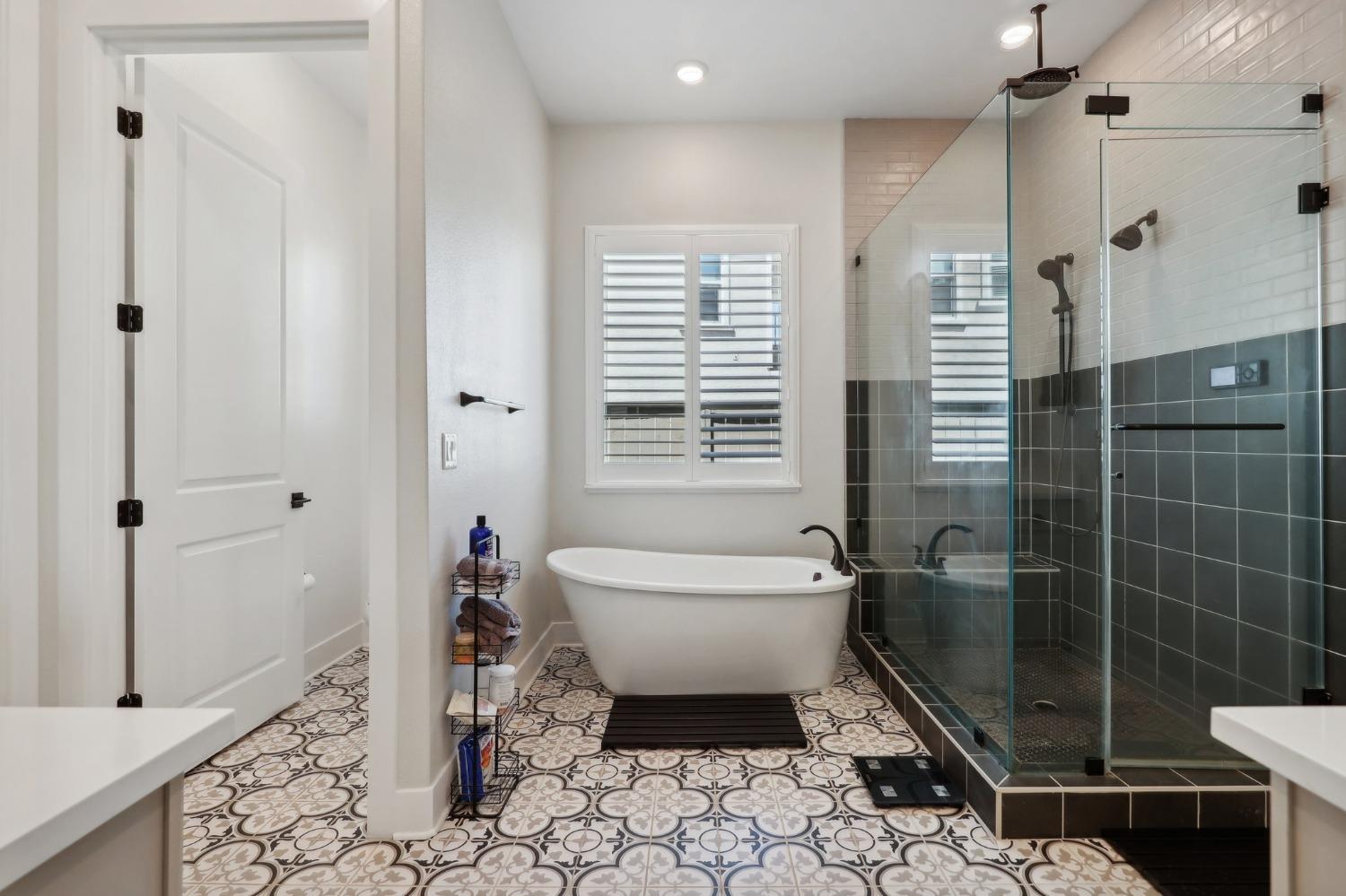 Detail Gallery Image 21 of 47 For 14805 Prairie Gold Cir, Folsom,  CA 95630 - 3 Beds | 4 Baths