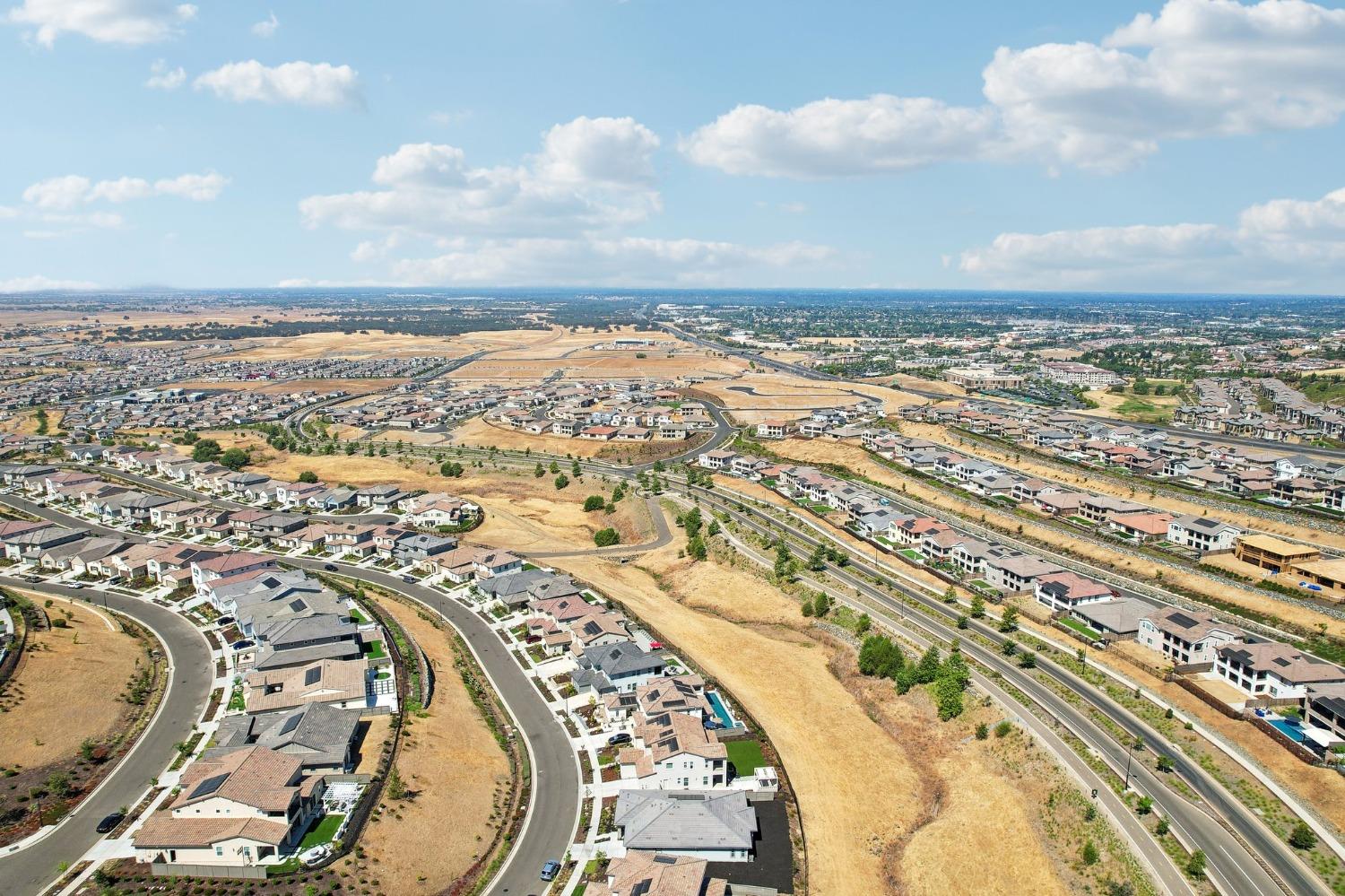 Detail Gallery Image 39 of 47 For 14805 Prairie Gold Cir, Folsom,  CA 95630 - 3 Beds | 4 Baths