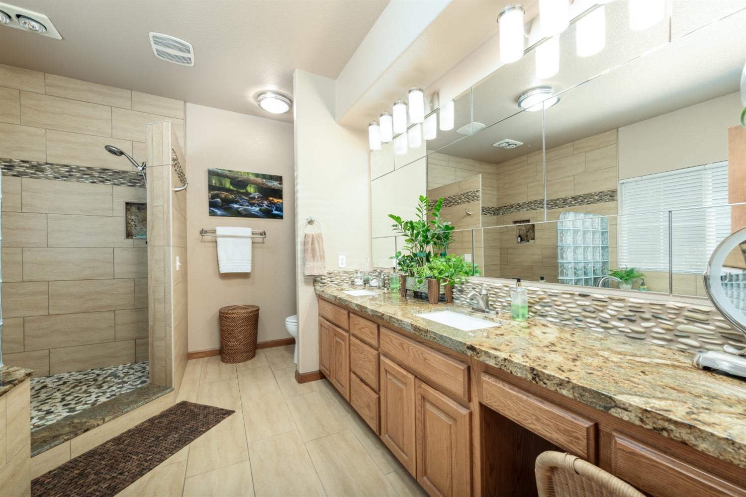 Detail Gallery Image 25 of 50 For 4175 Vega Loop, Shingle Springs,  CA 95682 - 5 Beds | 3/1 Baths