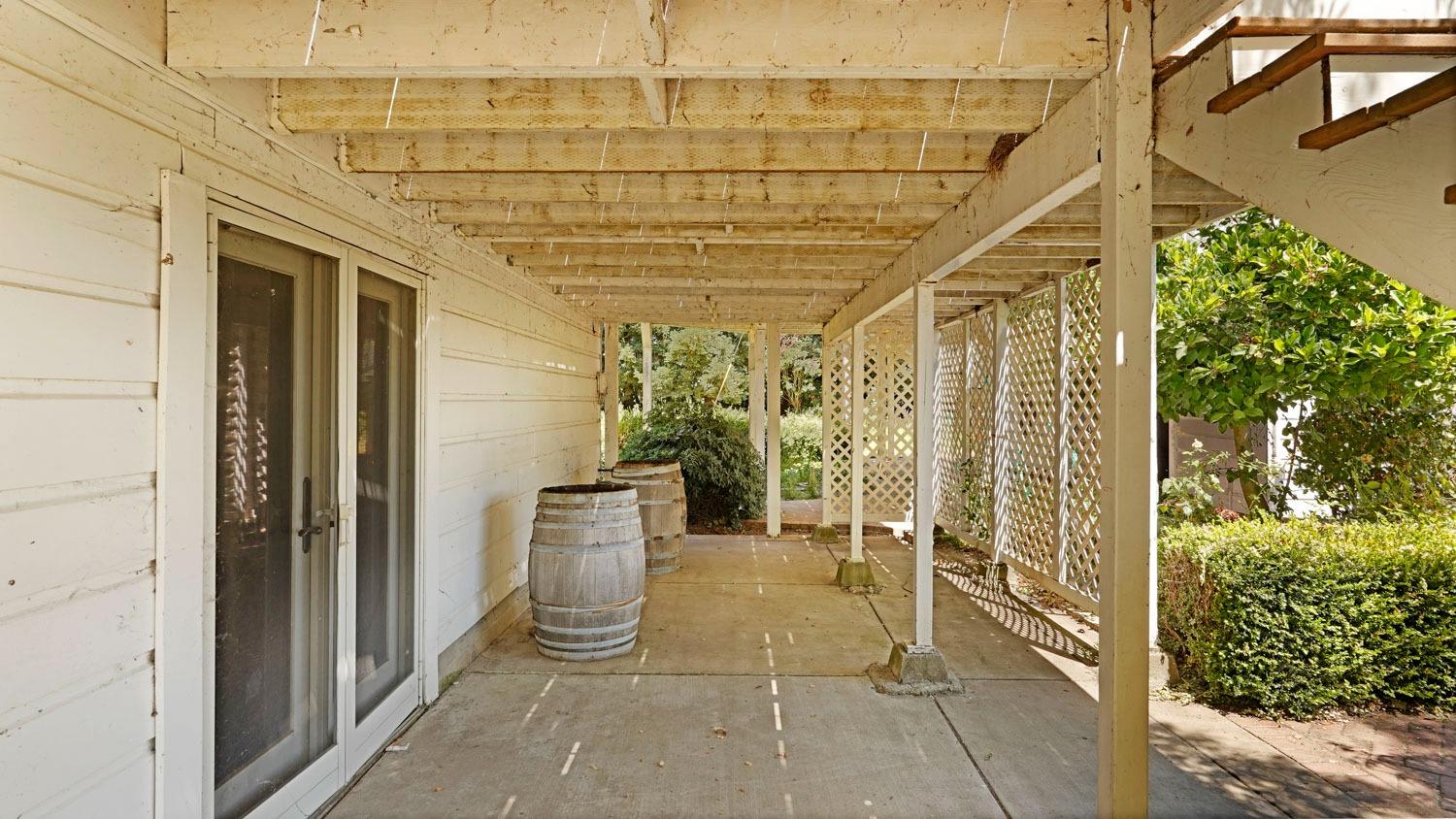 Detail Gallery Image 9 of 55 For 15151 Isleton Rd, Isleton,  CA 95641 - 4 Beds | 2/1 Baths