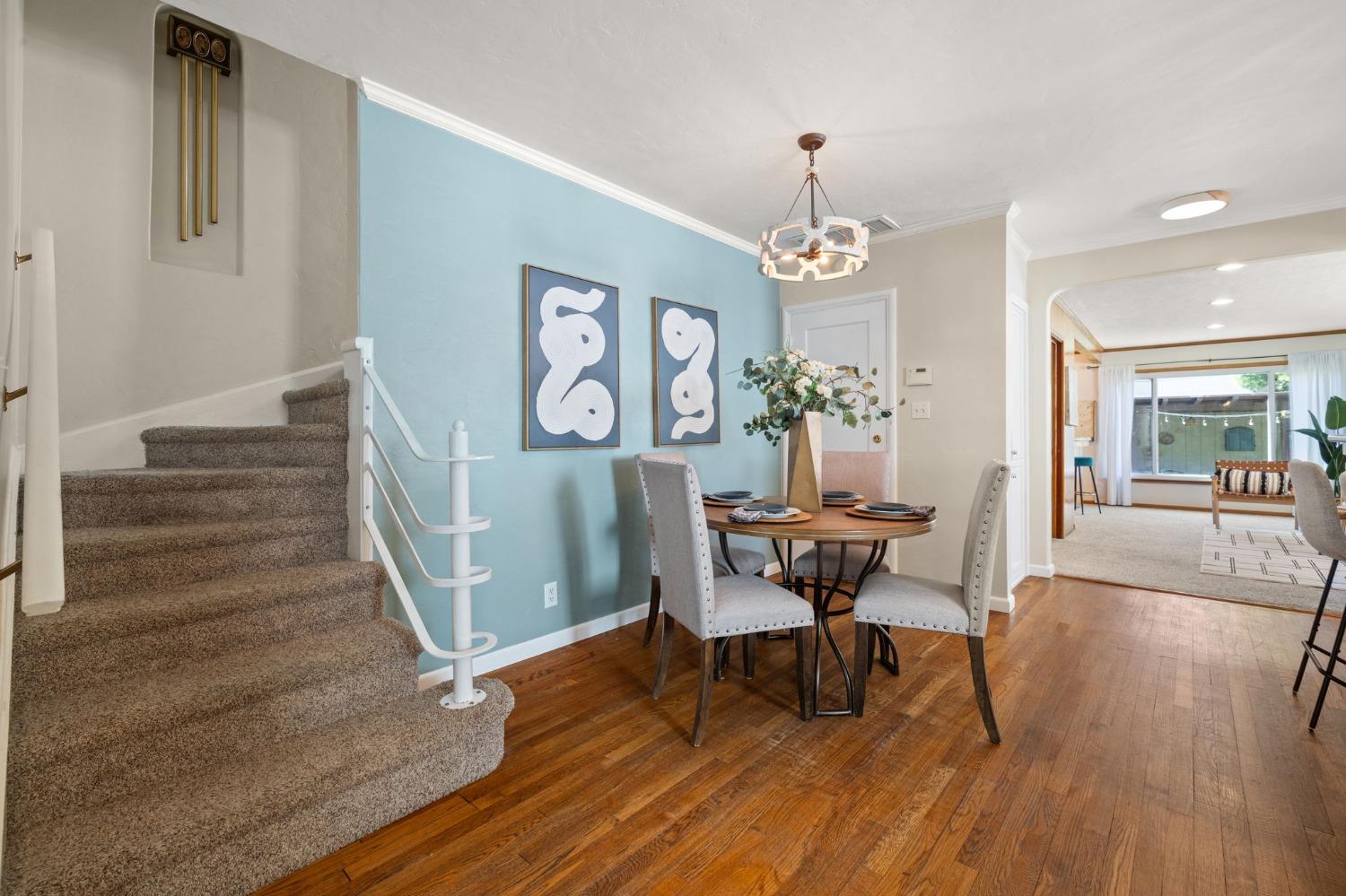 Detail Gallery Image 13 of 62 For 962 Robertson Way, Sacramento,  CA 95818 - 2 Beds | 2 Baths