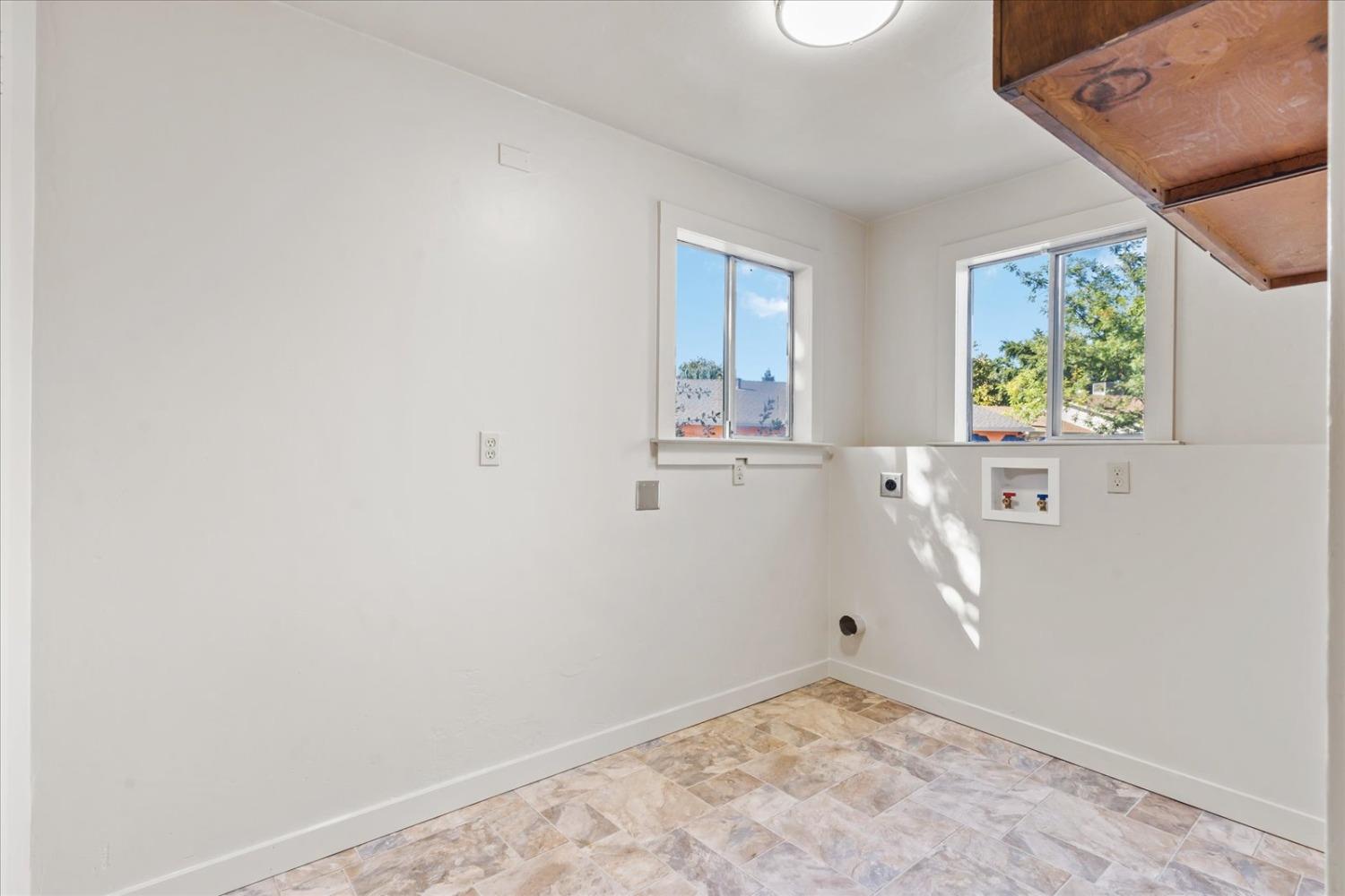 Detail Gallery Image 25 of 27 For 302 B, Wheatland,  CA 95692 - 2 Beds | 1 Baths