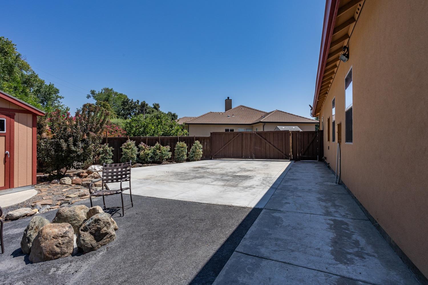 Detail Gallery Image 53 of 68 For 10717 Goldsborough Cir, Oakdale,  CA 95361 - 5 Beds | 5 Baths