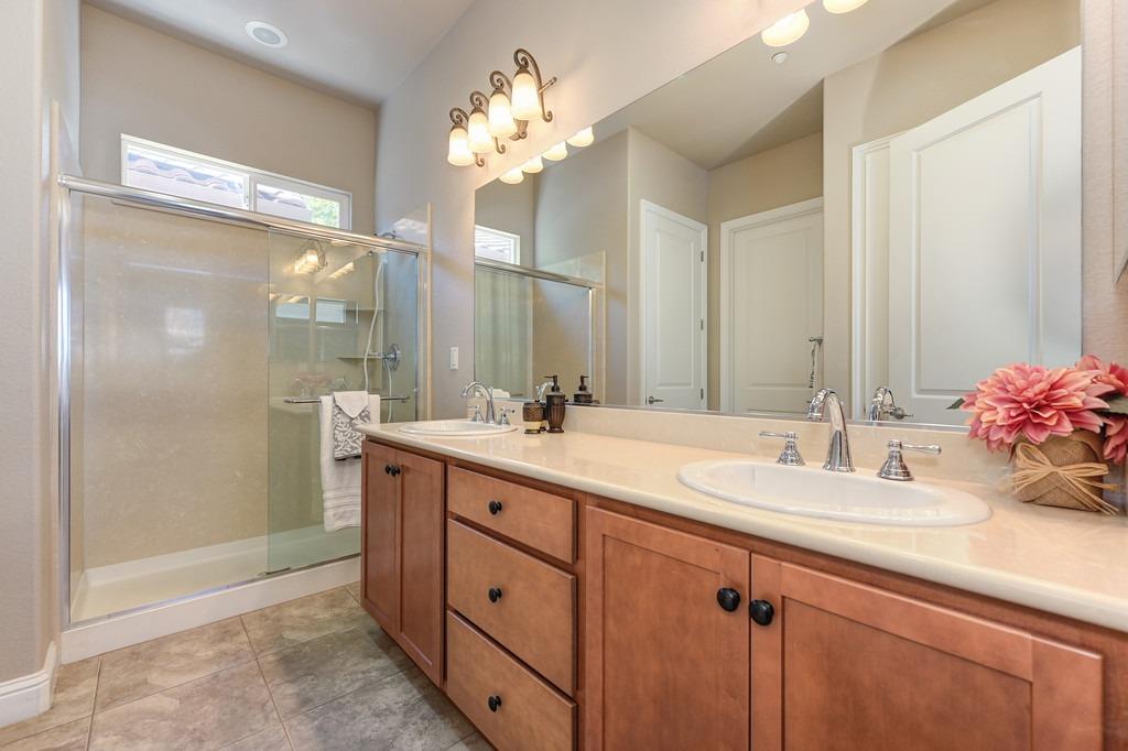 Detail Gallery Image 25 of 58 For 2144 Arlington Dr, Roseville,  CA 95747 - 3 Beds | 2 Baths