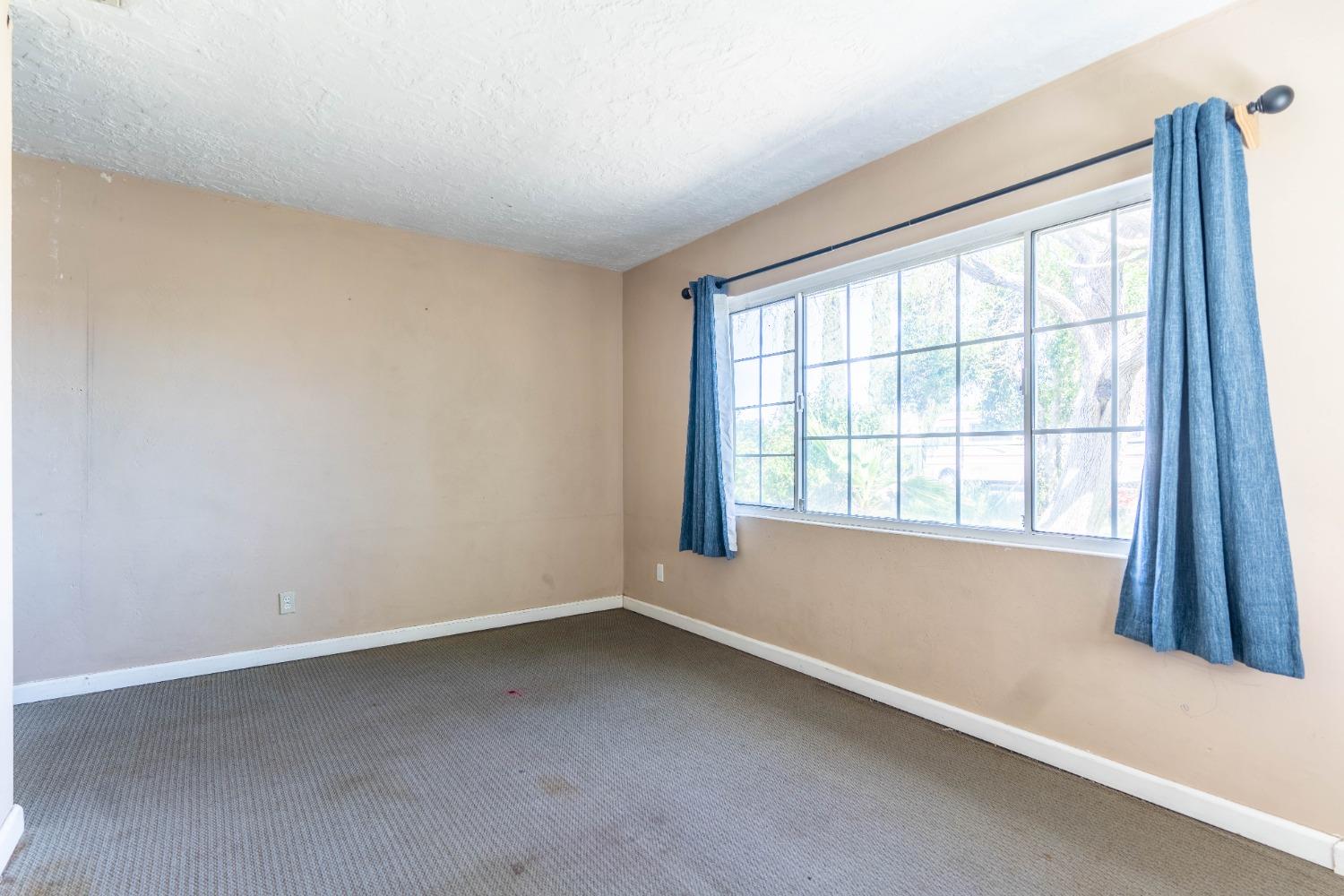 Detail Gallery Image 21 of 31 For 6324 Orange Ave, Sacramento,  CA 95823 - 2 Beds | 2 Baths