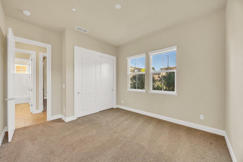 Detail Gallery Image 41 of 66 For 9614 Pamela St, El Dorado Hills,  CA 95762 - 4 Beds | 3/1 Baths