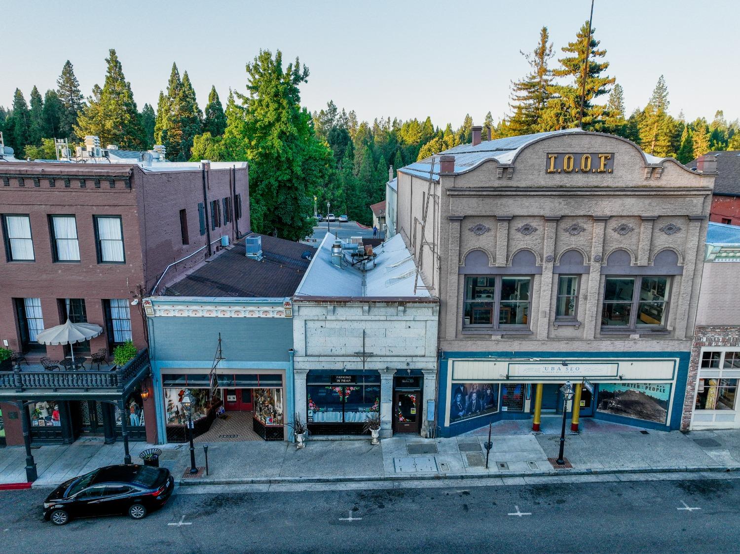 Detail Gallery Image 3 of 35 For 221 Broad St, Nevada City,  CA 95959 - – Beds | – Baths