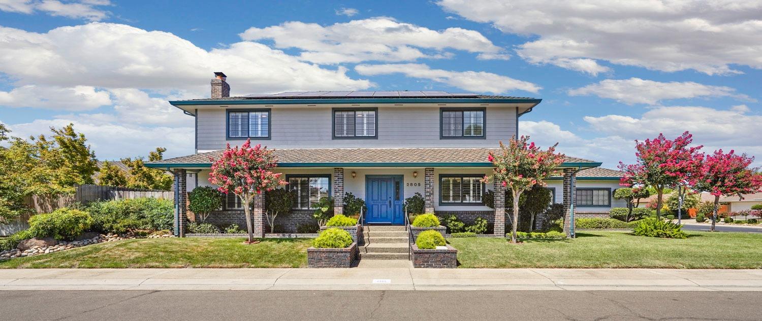 Detail Gallery Image 1 of 1 For 2805 Park Oak Dr, Lodi,  CA 95242 - 4 Beds | 3 Baths