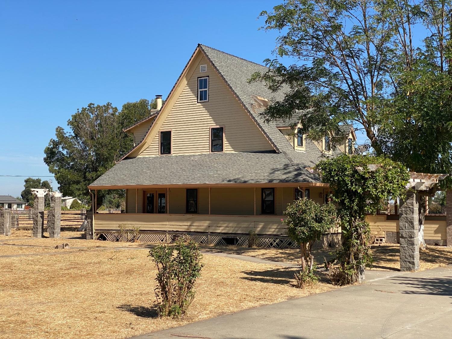 Detail Gallery Image 7 of 33 For 12614 N Jack Tone Rd, Lodi,  CA 95240 - 3 Beds | 2/1 Baths