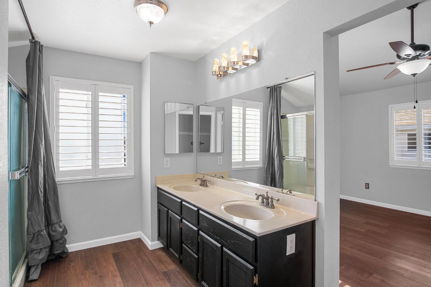 Detail Gallery Image 26 of 44 For 664 Stoneridge Ct, Lathrop,  CA 95330 - 4 Beds | 2/1 Baths