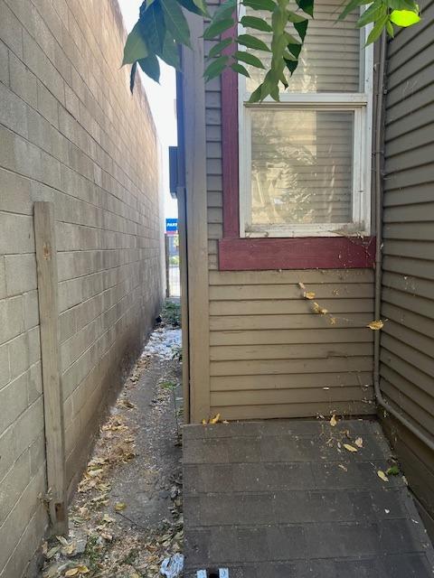 Detail Gallery Image 5 of 12 For 102 N Aurora St, Stockton,  CA 95202 - – Beds | – Baths