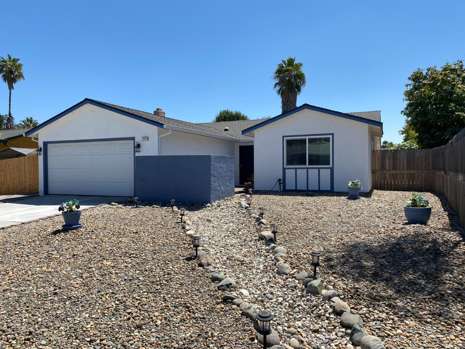 Detail Gallery Image 1 of 1 For 7240 Roca Way, Sacramento,  CA 95842 - 4 Beds | 2 Baths
