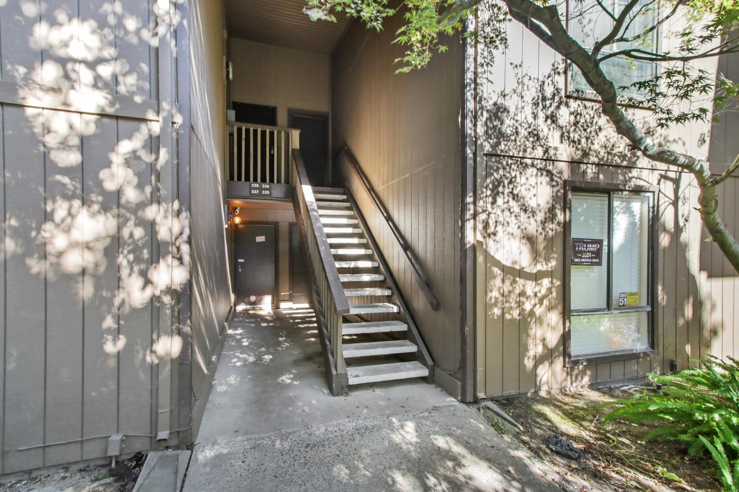 Photo #3: 224086278 Listing 