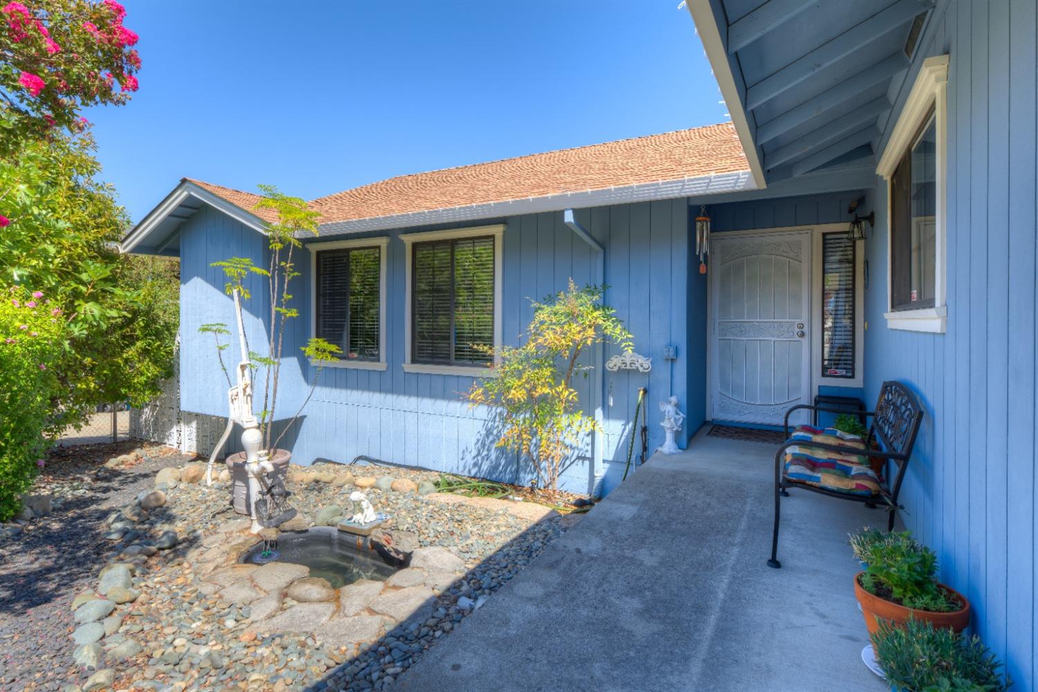 Camellia Drive, East Palo Alto, California image 1