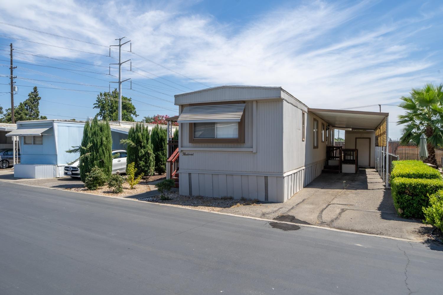 Detail Gallery Image 2 of 14 For 3118 Donner Dr 23, Ceres,  CA 95307 - 2 Beds | 2 Baths