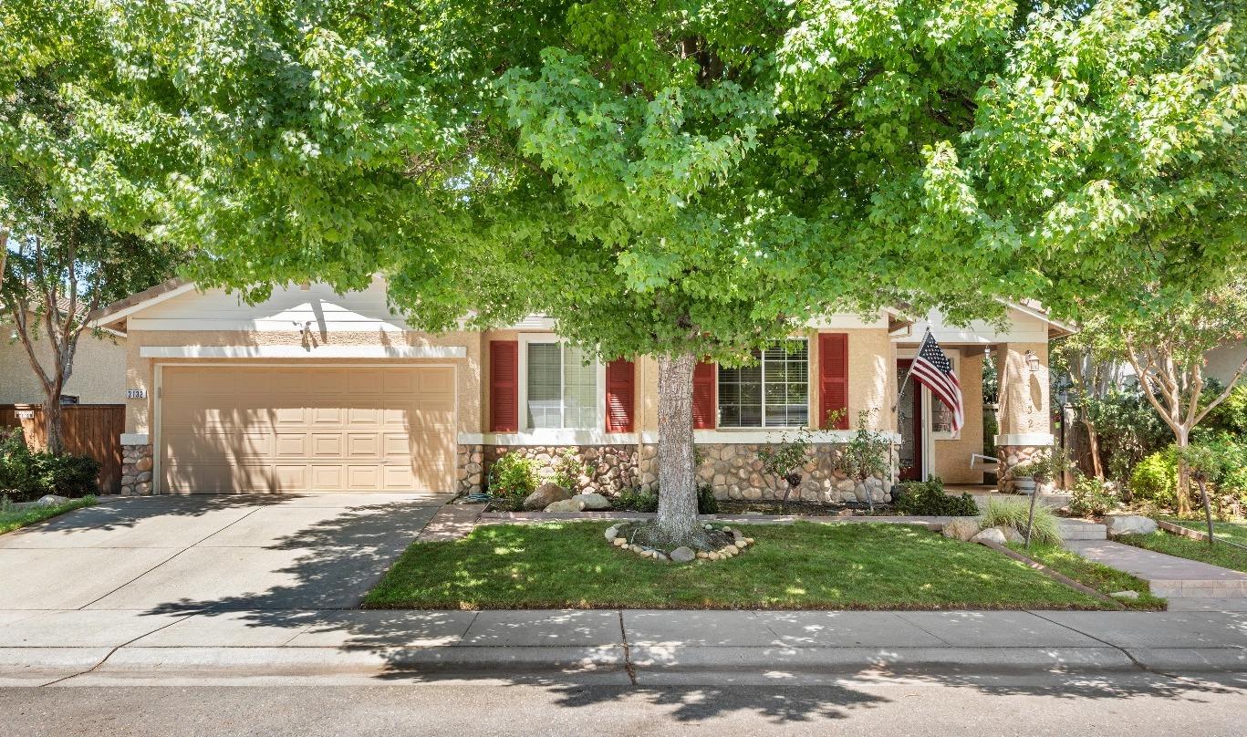 Detail Gallery Image 1 of 1 For 3132 Spinning Rod Way, Sacramento,  CA 95833 - 2 Beds | 2/1 Baths