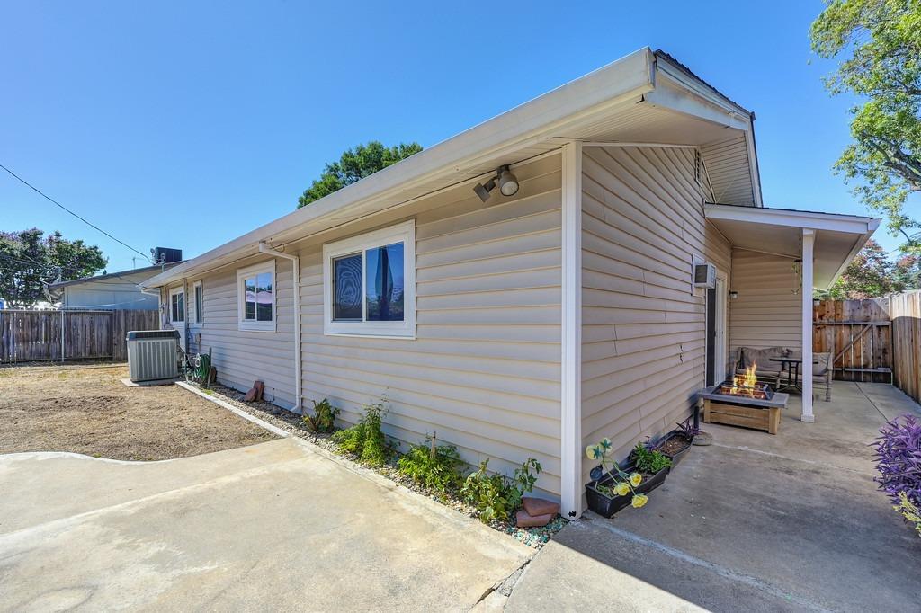 Detail Gallery Image 34 of 41 For 6342 Trenton Way, Citrus Heights,  CA 95621 - 3 Beds | 1/1 Baths