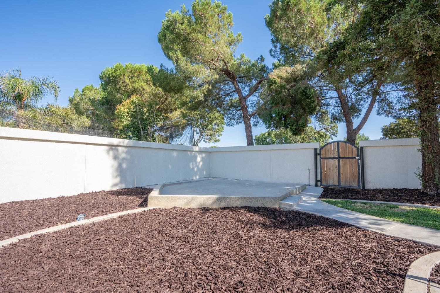 Crescent Drive, Los Banos, California image 47