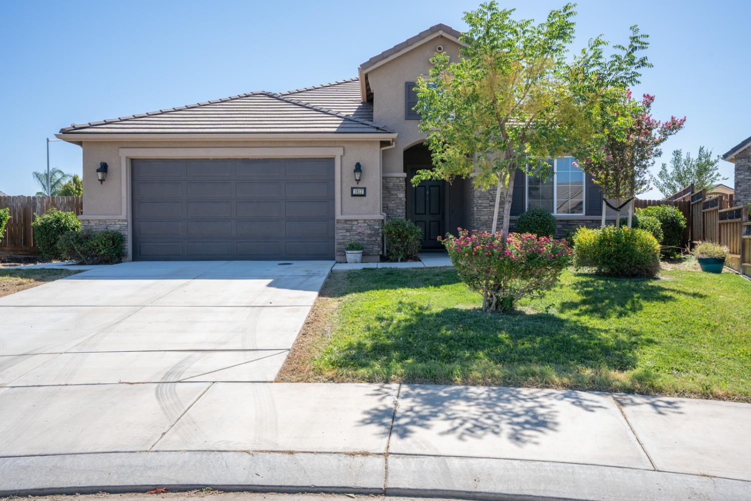 Chert Court, Los Banos, California image 3