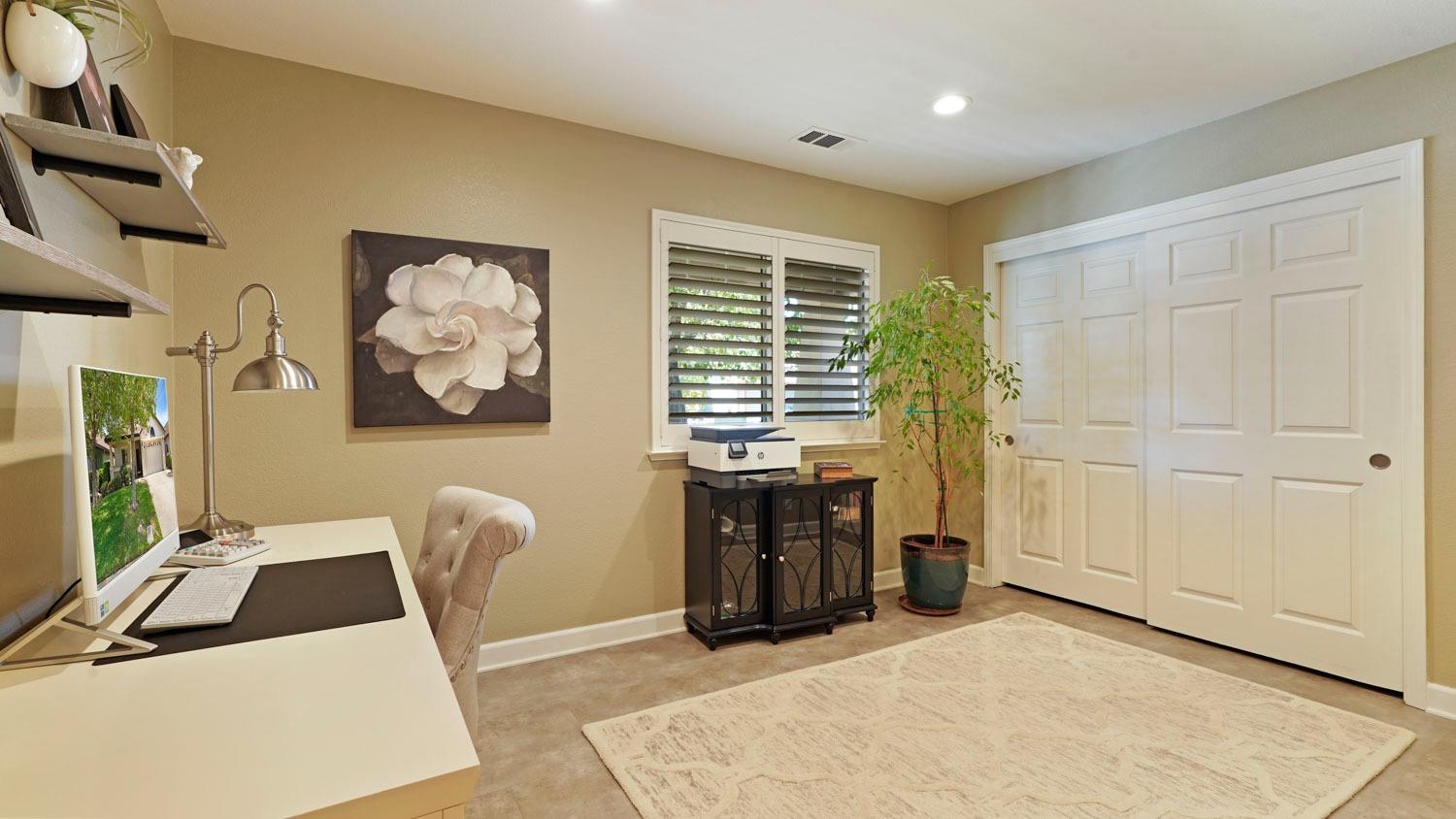 Detail Gallery Image 6 of 34 For 2208 Starling Way, Lodi,  CA 95240 - 3 Beds | 2 Baths