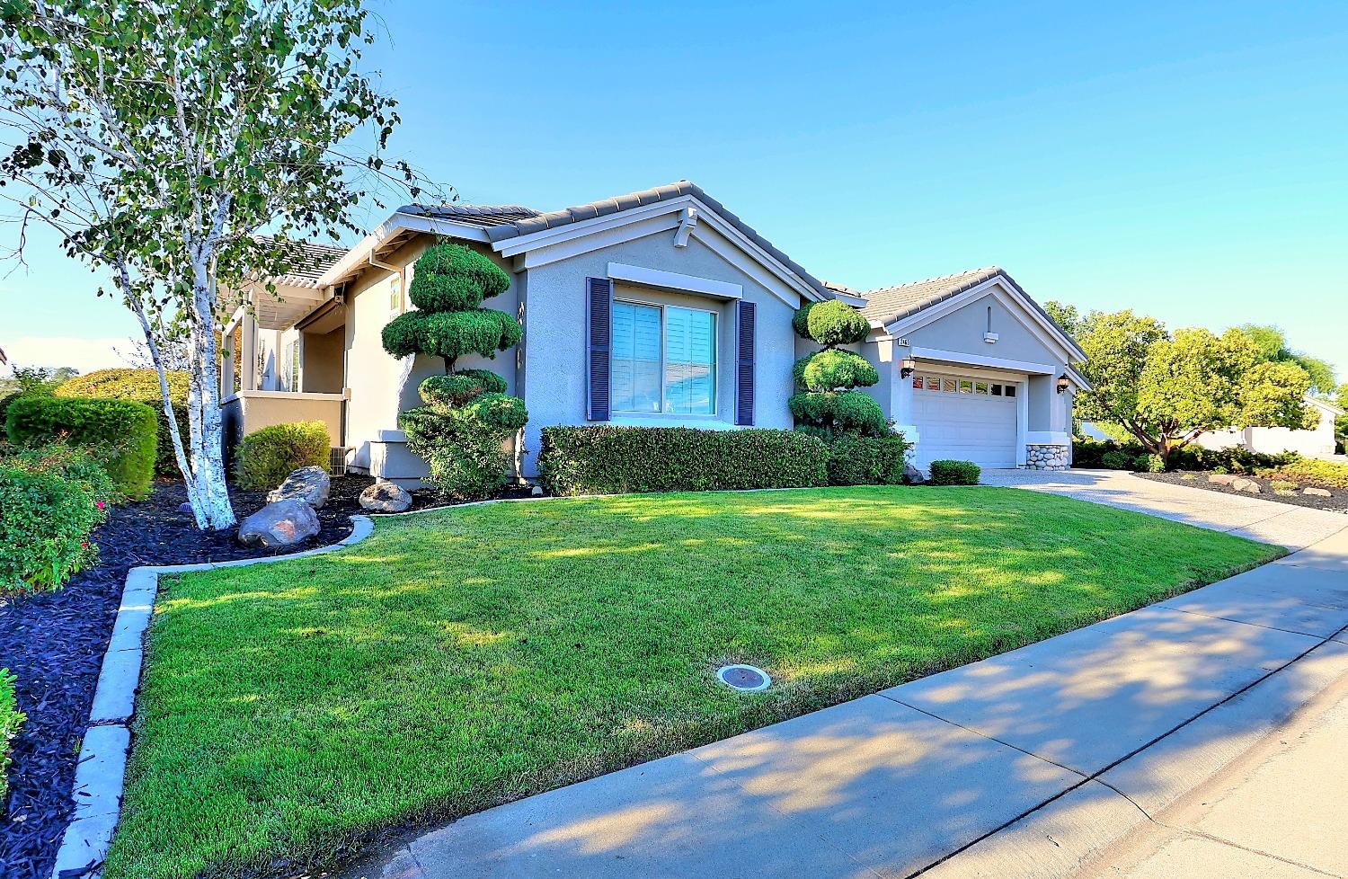 Detail Gallery Image 1 of 79 For 2460 Monument Ct, Lincoln,  CA 95648 - 3 Beds | 3 Baths