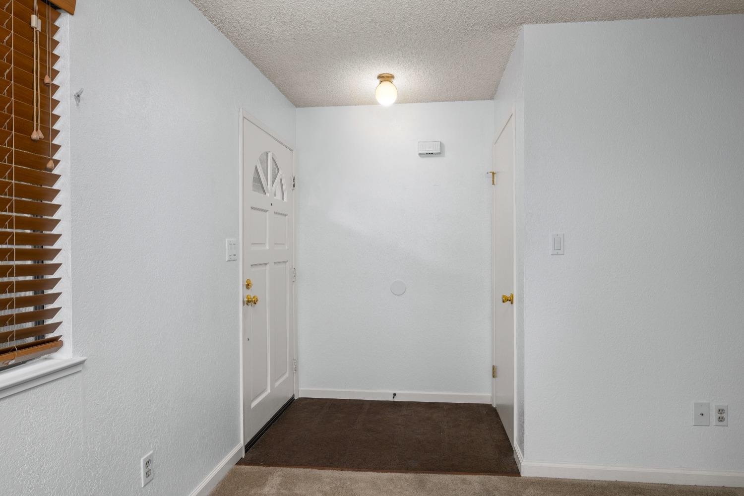 Detail Gallery Image 13 of 35 For 3400 Kingswood Dr #22,  Modesto,  CA 95355 - 2 Beds | 2 Baths