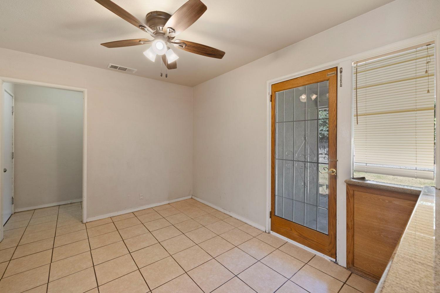 Detail Gallery Image 17 of 28 For 7501 Coral Ln, Stockton,  CA 95207 - 3 Beds | 2 Baths