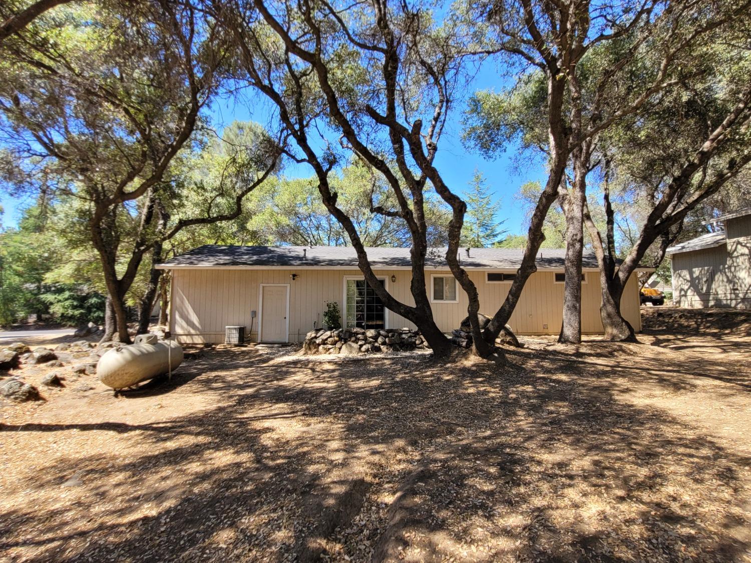 Detail Gallery Image 26 of 33 For 17575 Foxtail Dr, Penn Valley,  CA 95946 - 2 Beds | 2 Baths