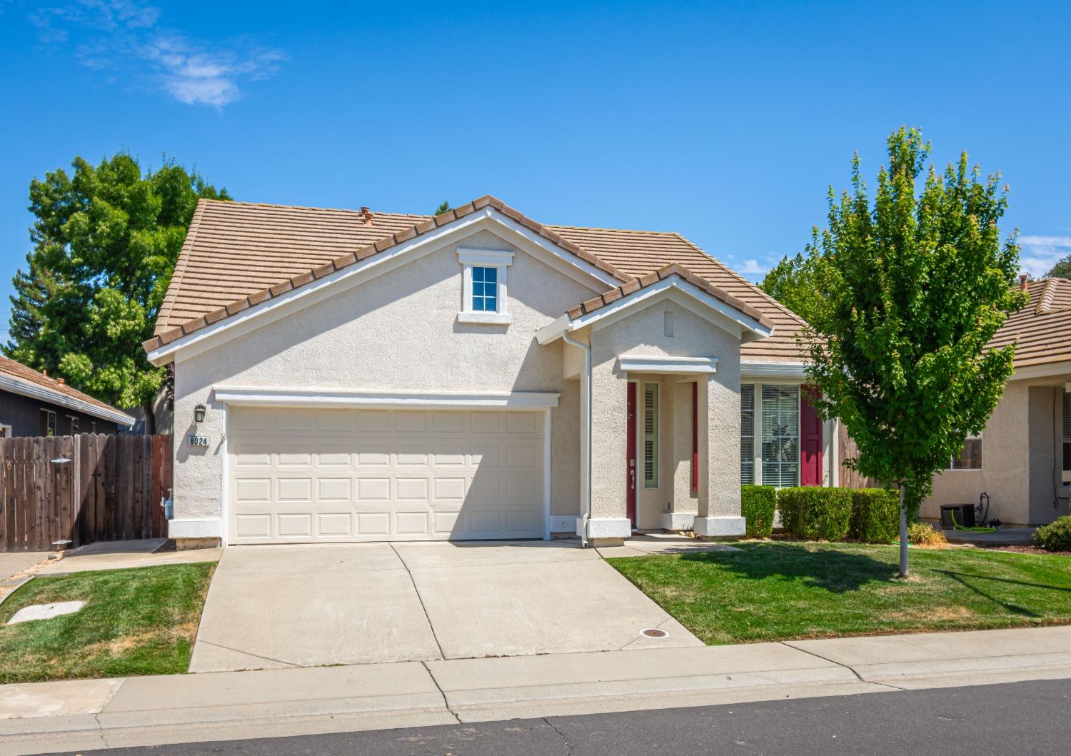 Detail Gallery Image 1 of 1 For 8024 Horncastle, Roseville,  CA 95747 - 3 Beds | 2 Baths