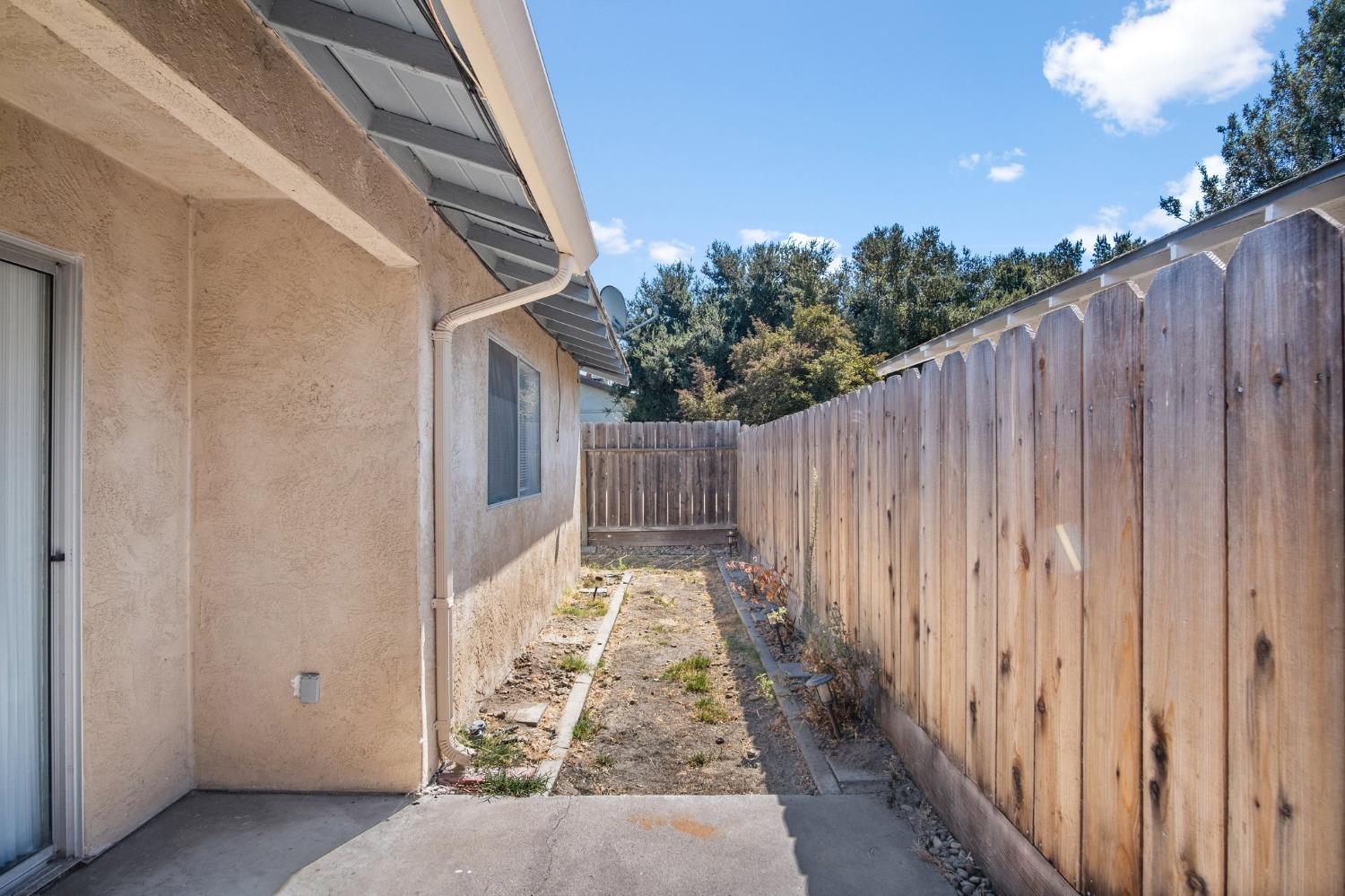 Detail Gallery Image 32 of 38 For 1394 Pajaro Ave #20,  Manteca,  CA 95336 - 2 Beds | 2 Baths