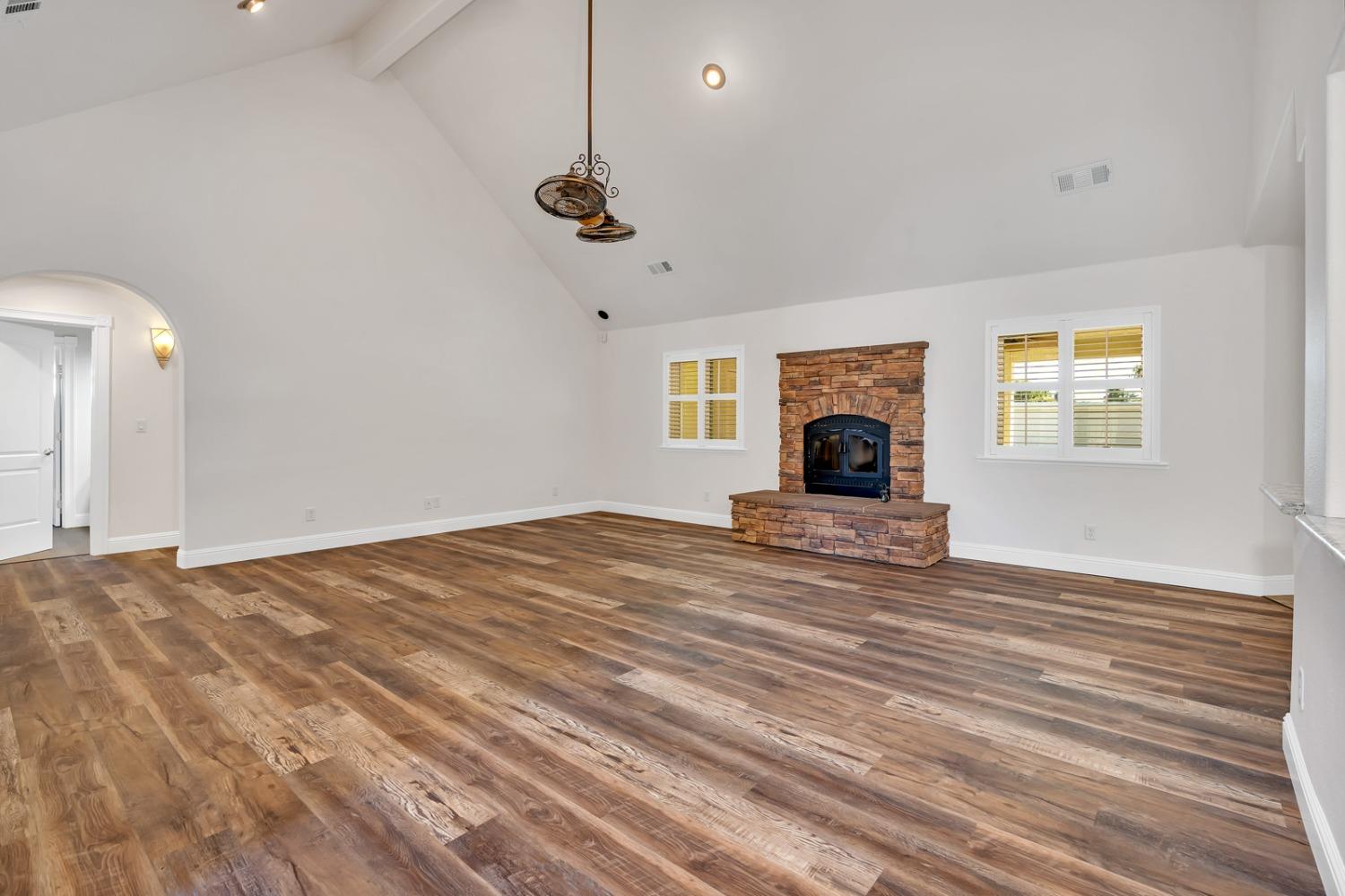 Crescent Drive, Los Banos, California image 10