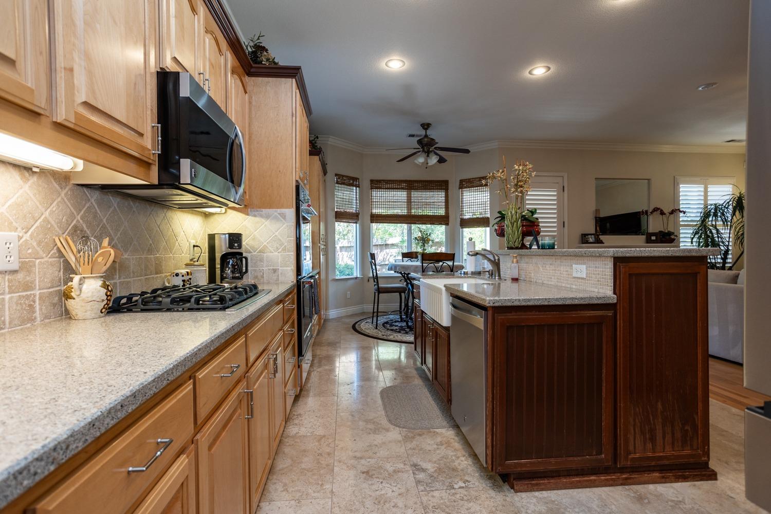 Detail Gallery Image 26 of 52 For 4324 Alsace Ln, Modesto,  CA 95356 - 4 Beds | 2 Baths