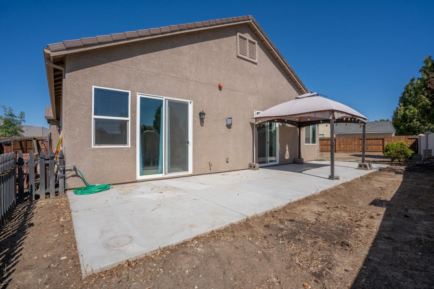 Chert Court, Los Banos, California image 31