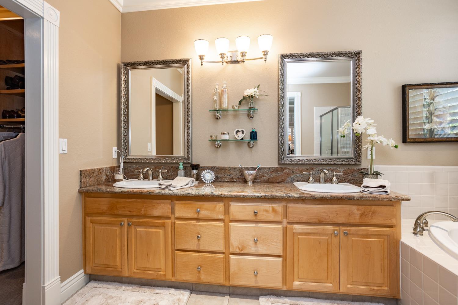 Detail Gallery Image 33 of 52 For 4324 Alsace Ln, Modesto,  CA 95356 - 4 Beds | 2 Baths