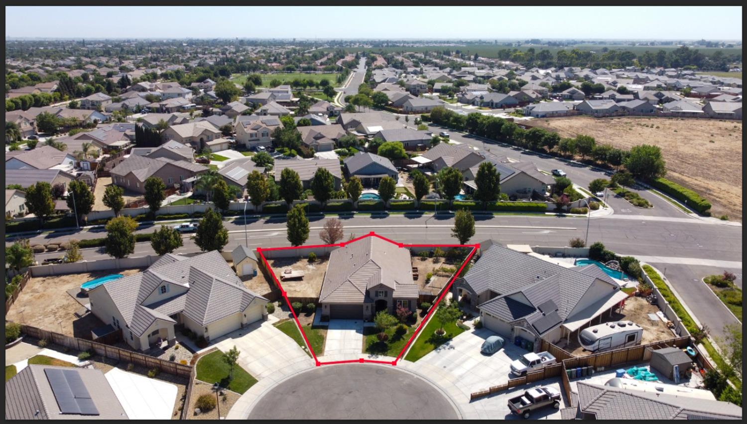 Chert Court, Los Banos, California image 39