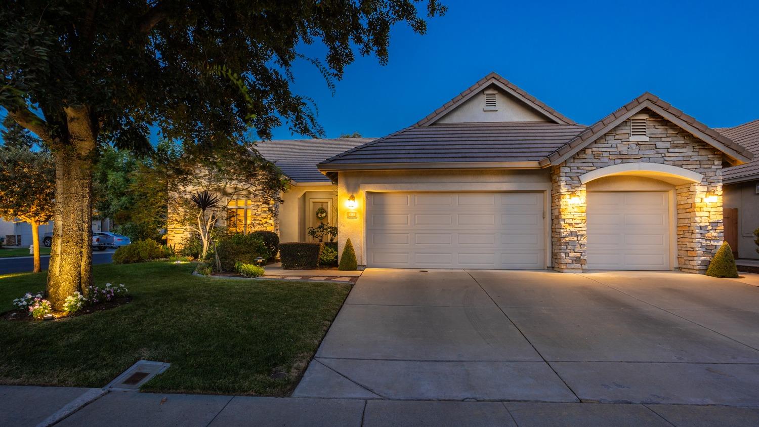 Detail Gallery Image 43 of 52 For 4324 Alsace Ln, Modesto,  CA 95356 - 4 Beds | 2 Baths